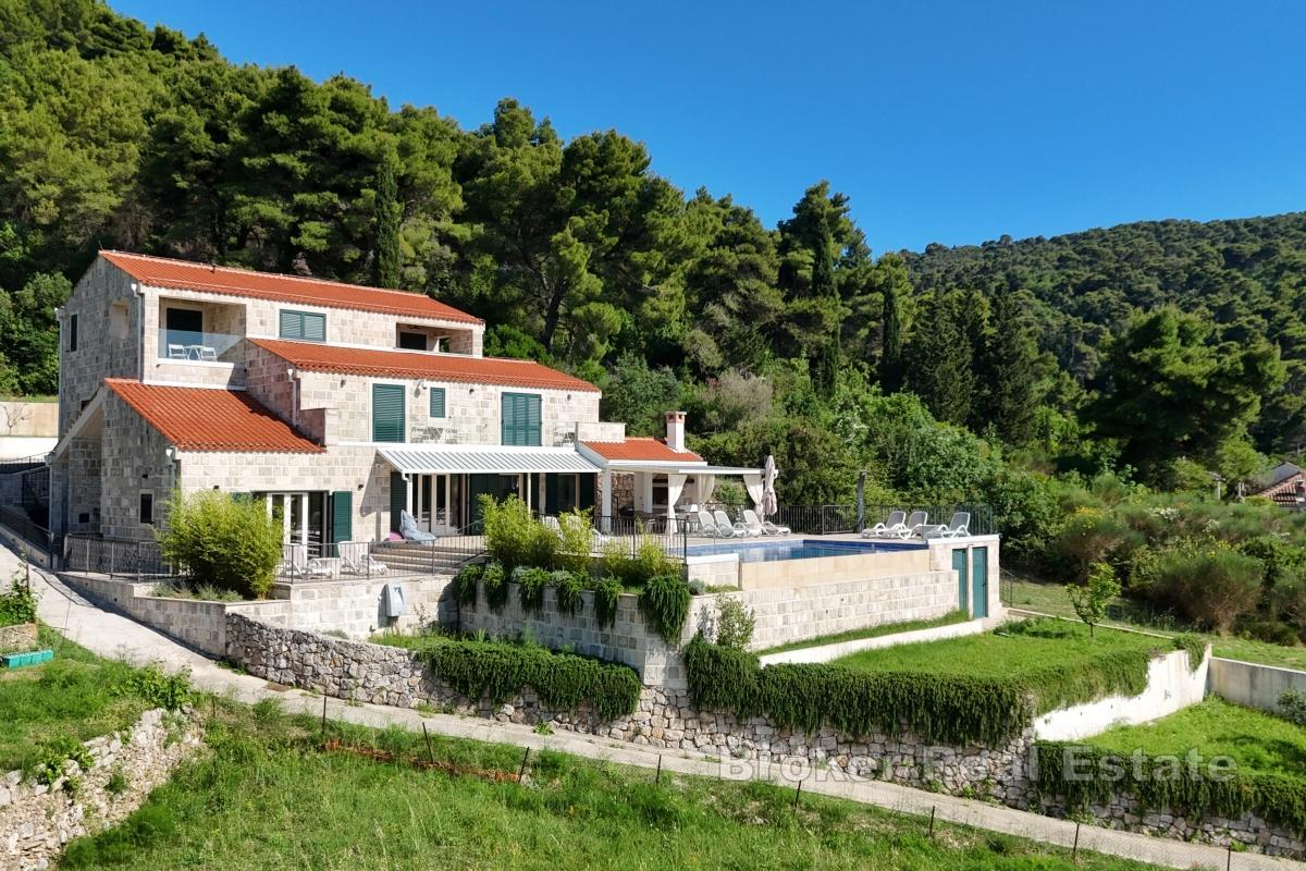 Villa avec vue imprenable sur la mer et prestations haut de gamme