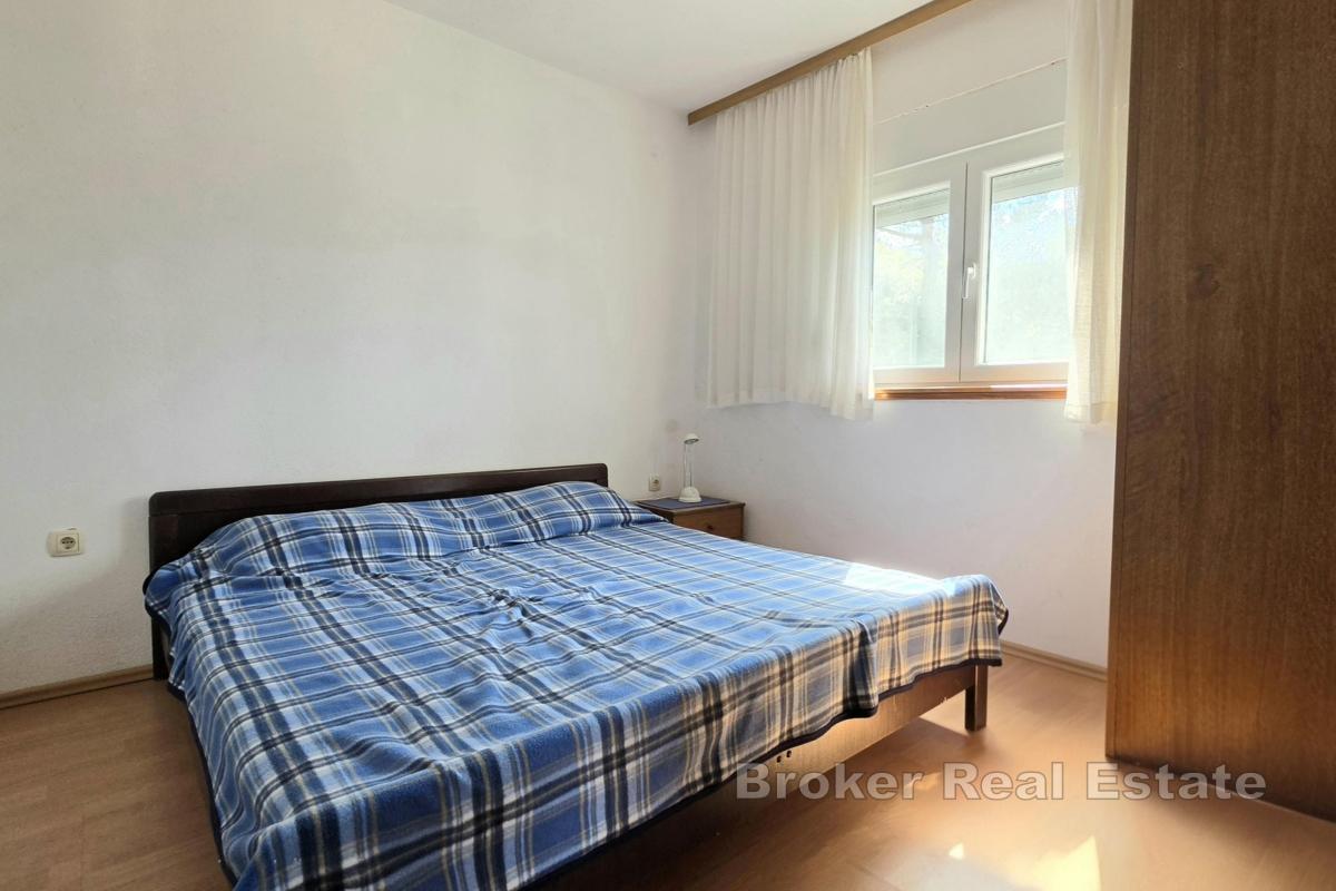 Haus mit Pool in ruhiger Lage