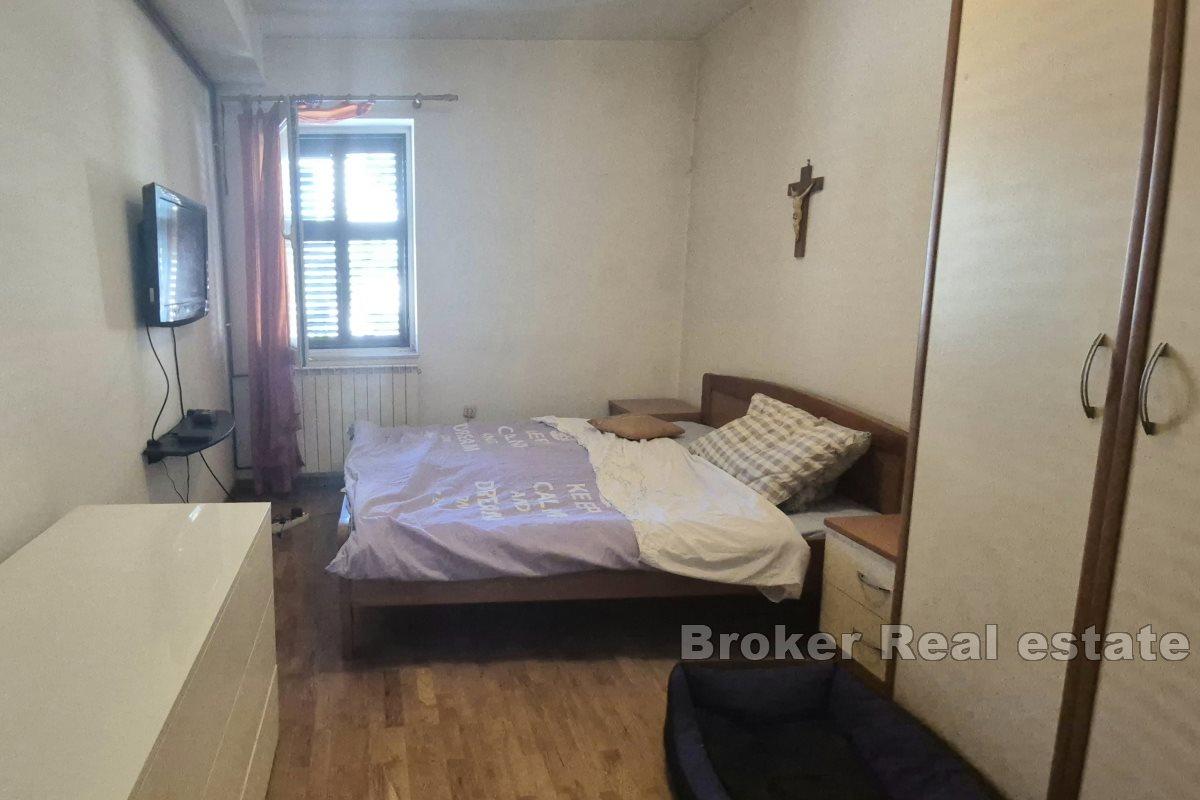 Drei-Zimmer-Wohnung mit Terrasse