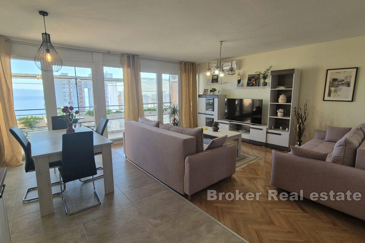 Möblierte Wohnung mit Meerblick