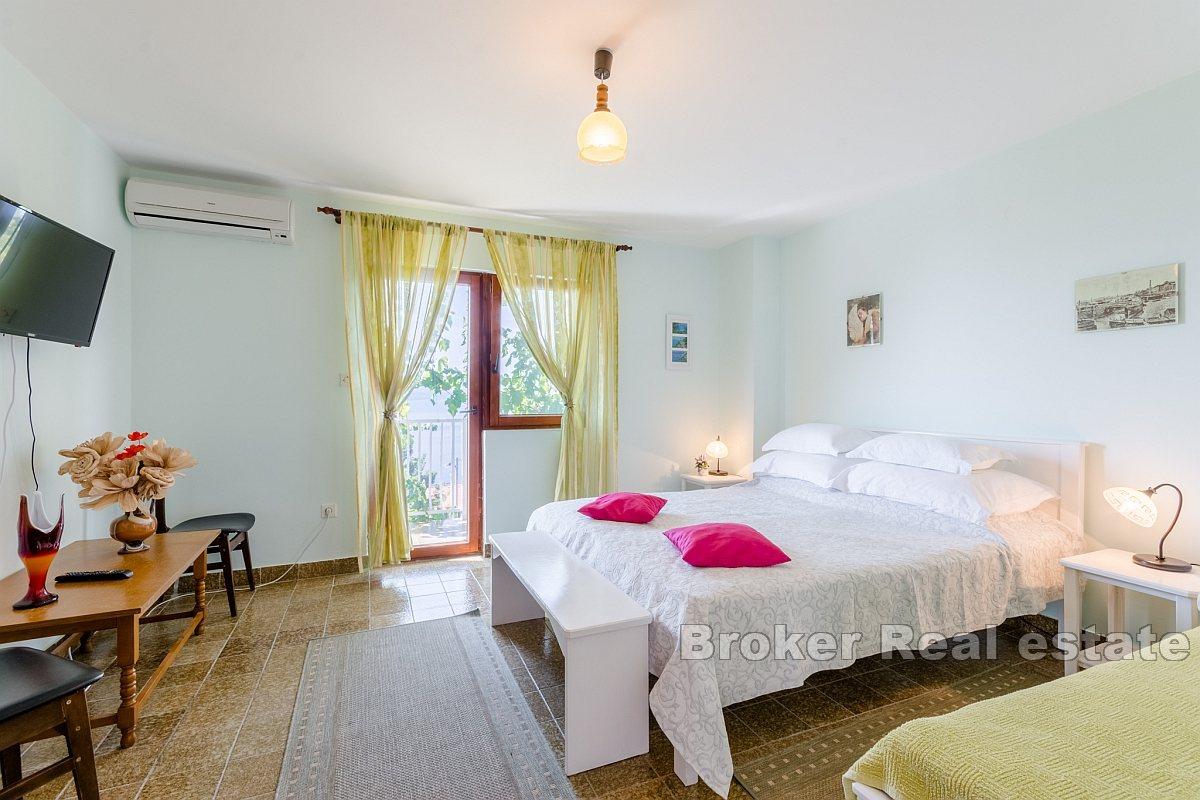 Maison avec plusieurs unités résidentielles