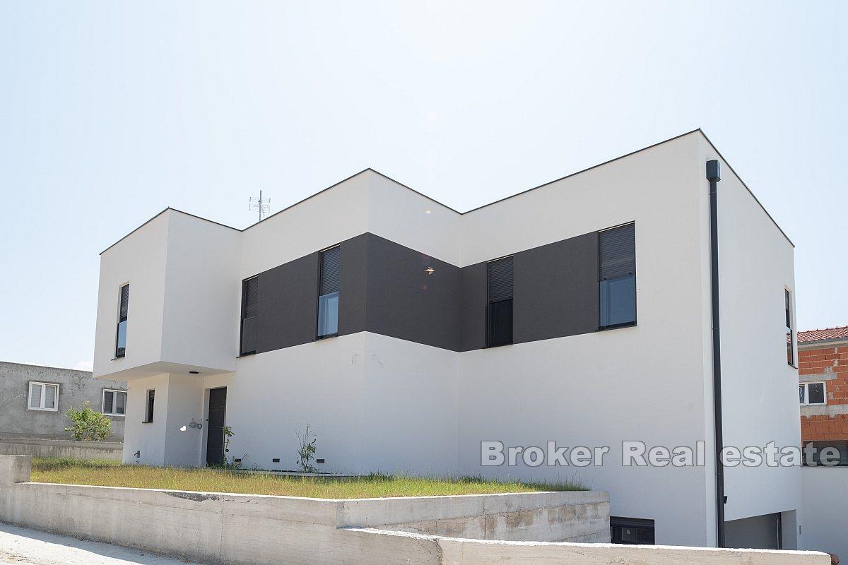 Trogir - Moderná vila s bazénom