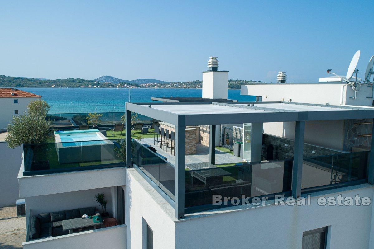 Vodice - Moderný penthouse s výhľadom na more