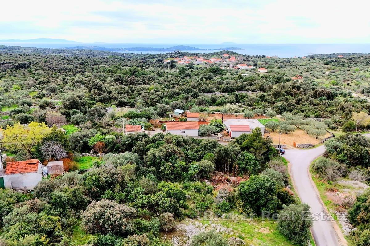 Terrain constructible avec infrastructures