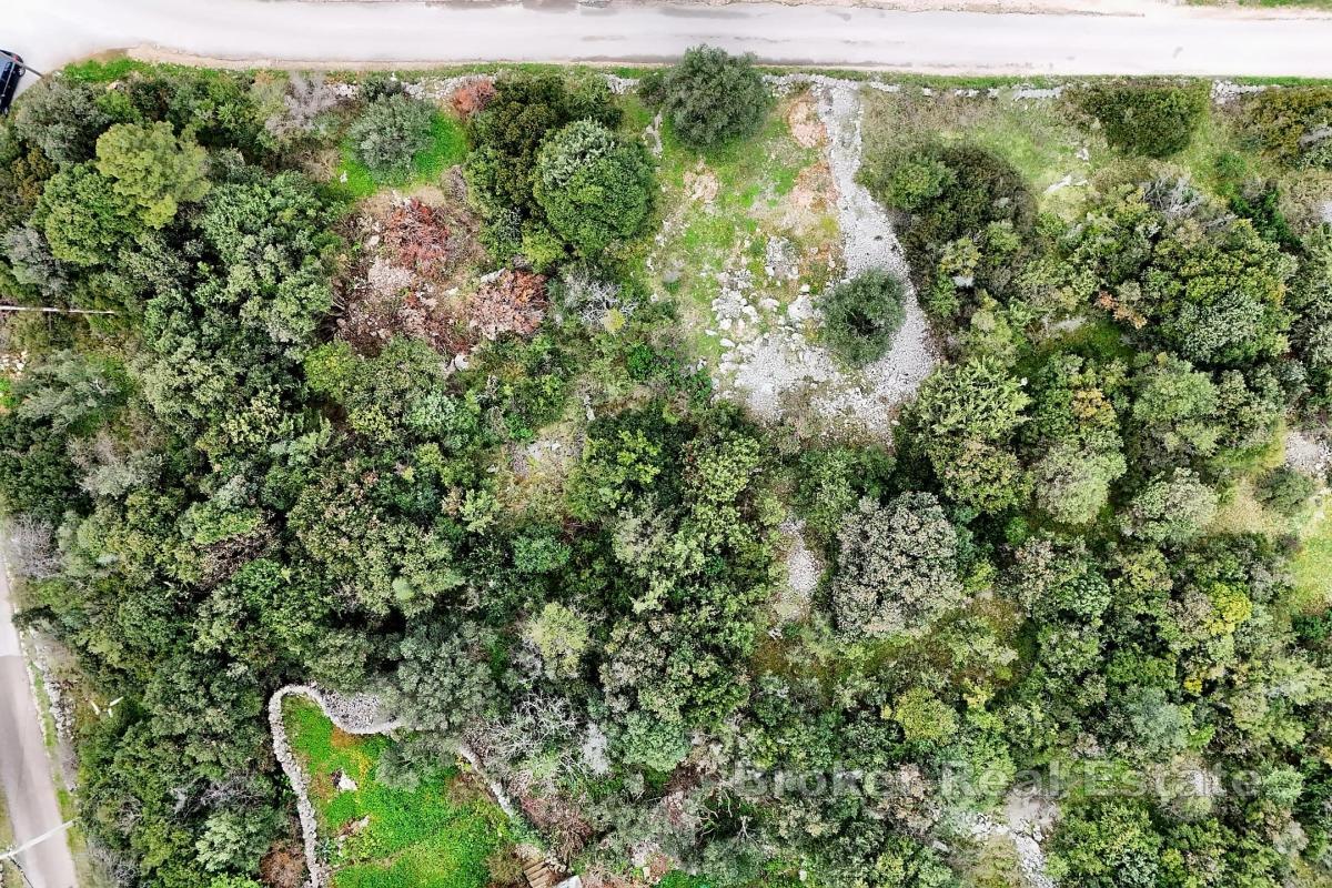 Terrain constructible avec infrastructures