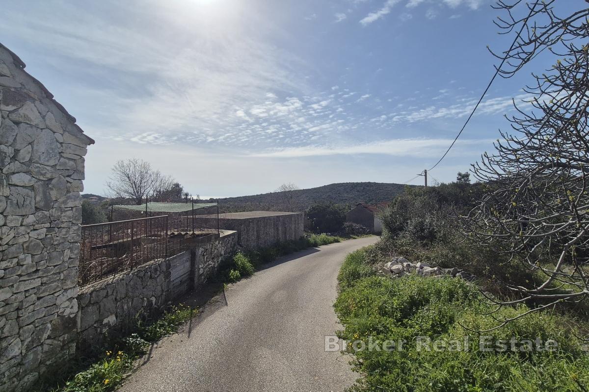 Terrain constructible avec infrastructures