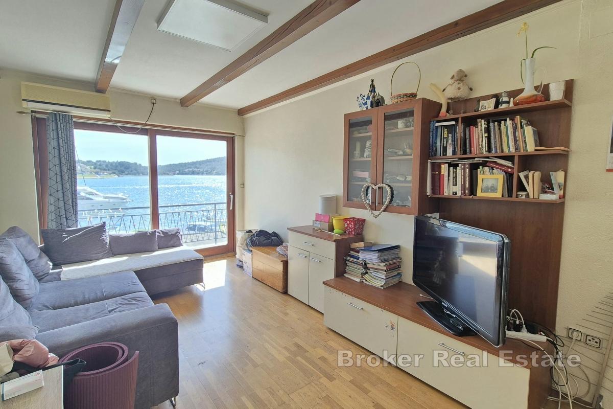 Szesnastopokojowy dom nad morzem