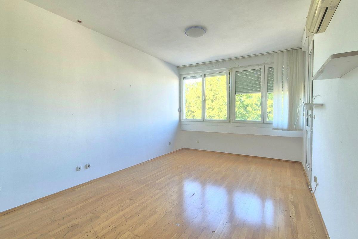 001-2047-67-split-visoka-business-apartment-close-to-all-amenities-for-sale