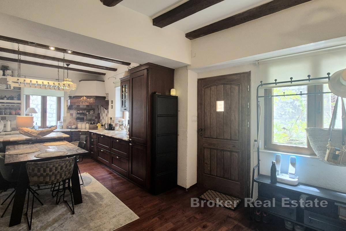 Dom w centrum z dwoma lokalami mieszkalnymi