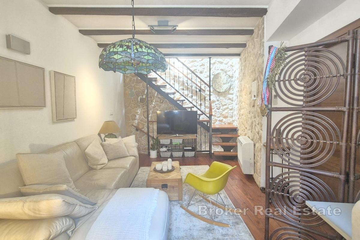 Dom w centrum z dwoma lokalami mieszkalnymi