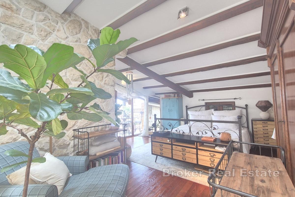 Dom w centrum z dwoma lokalami mieszkalnymi