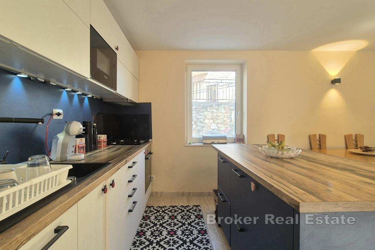 Dům s výhledem na moře v centru