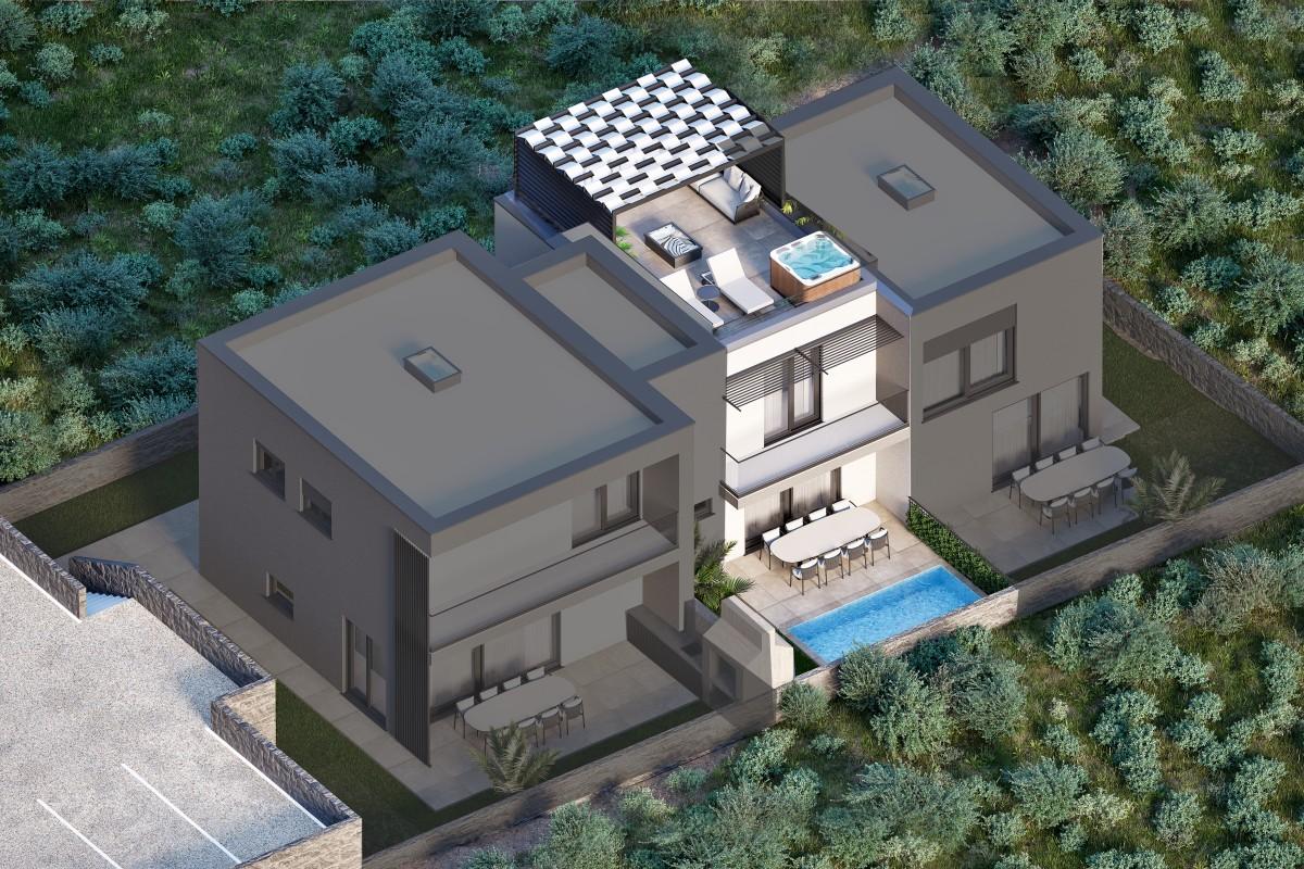 Triplex med parkeringsplasser og mulighet for svømmebasseng