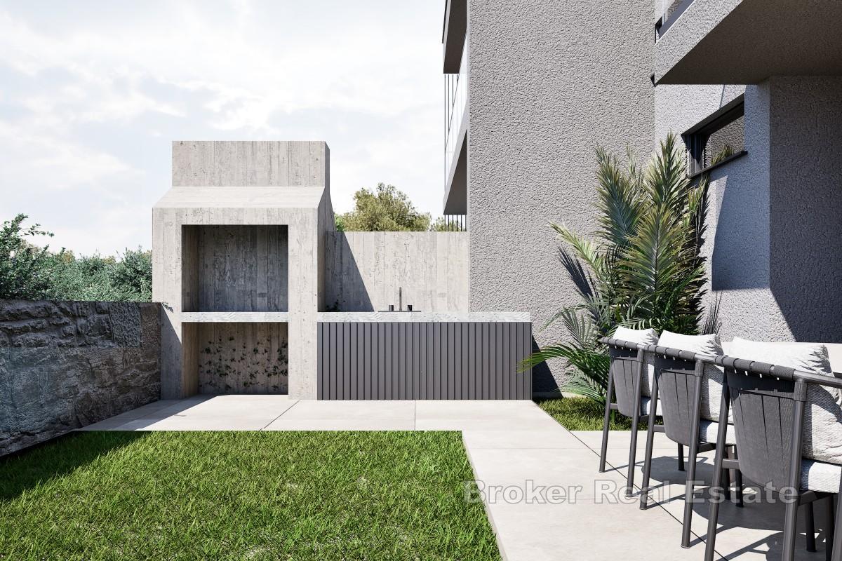 Triplex s parkirnim mjestima i opcijom bazena