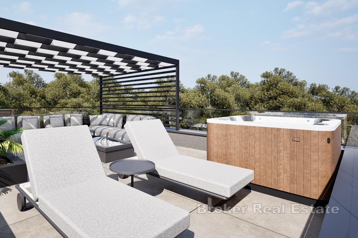 Triplex s parkirnim mjestima i opcijom bazena