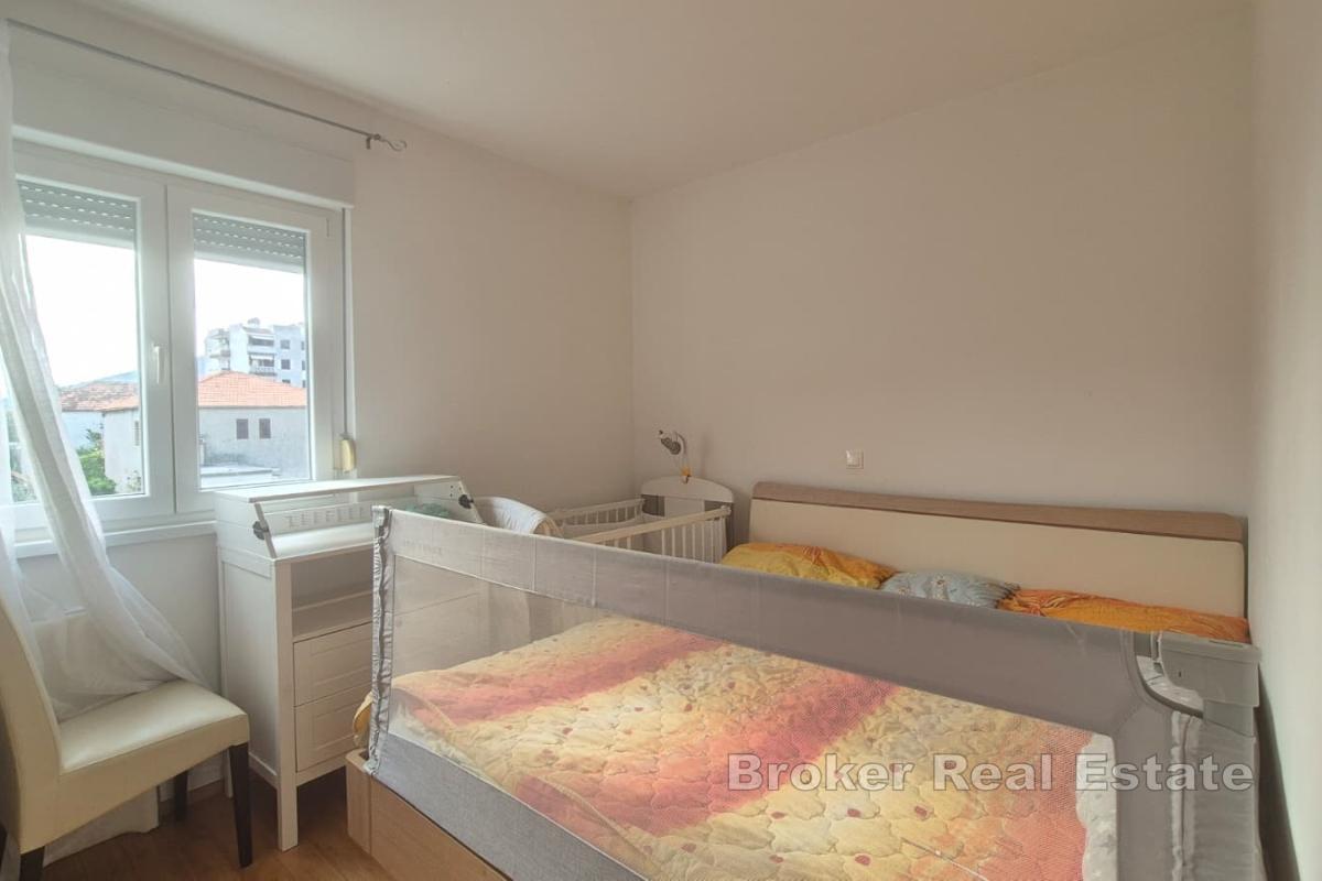 Dvosoban stan s parkingom