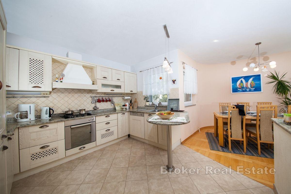 Jedinečná vila s otevřeným výhledem na moře