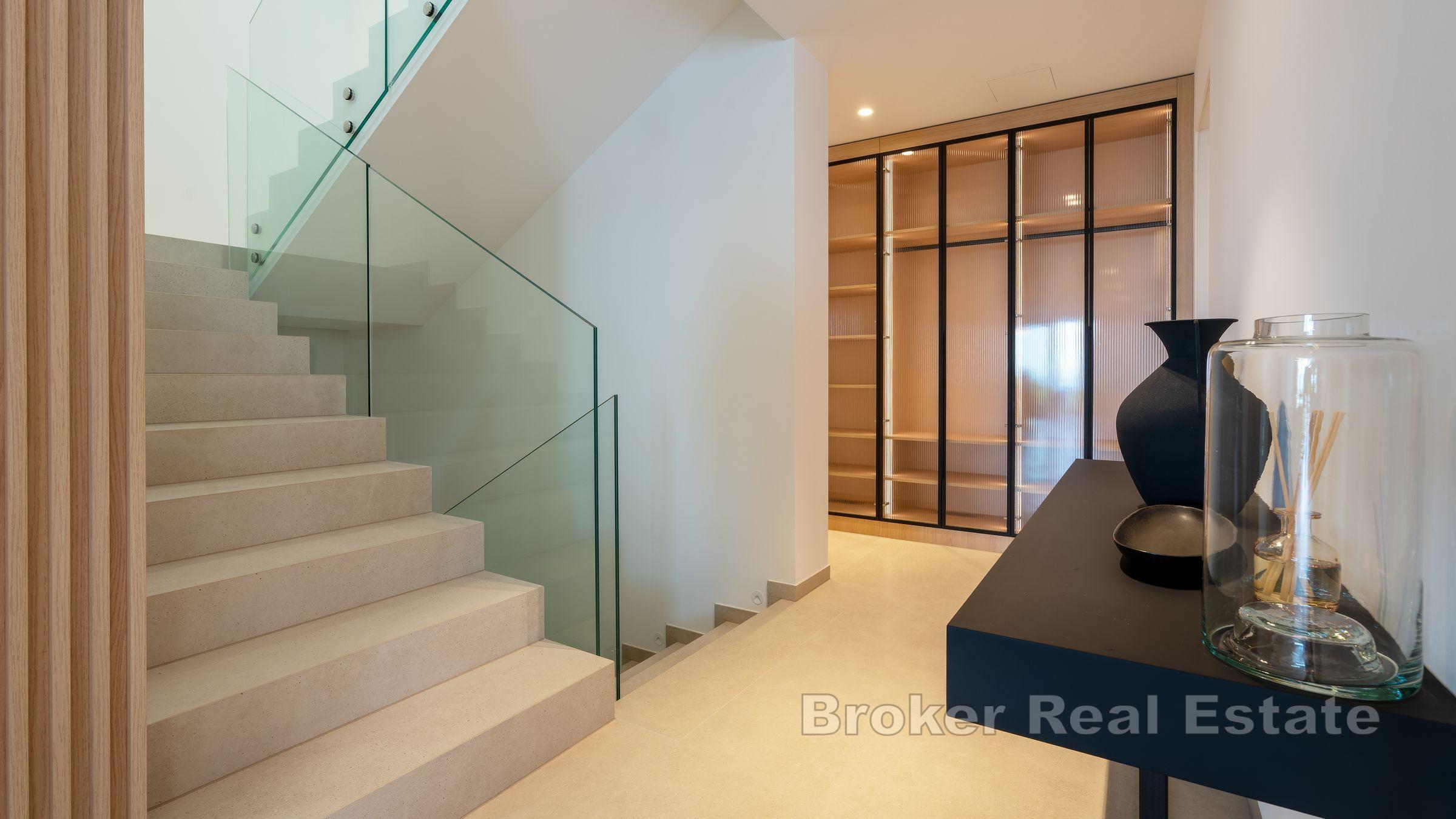 Atrakcyjna willa wakacyjna w pobliżu wybrzeża Morza Śródziemnego