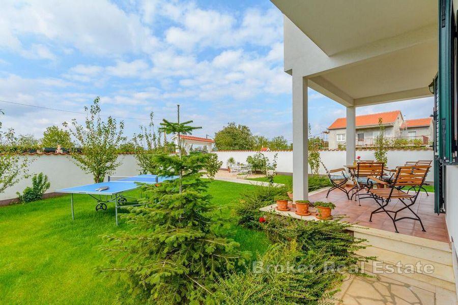 Wyjątkowy zaciszny dom otoczony piękną zielenią