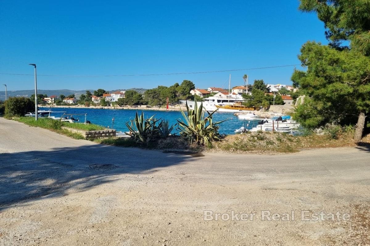 Terreno edificabile in prima fila al mare