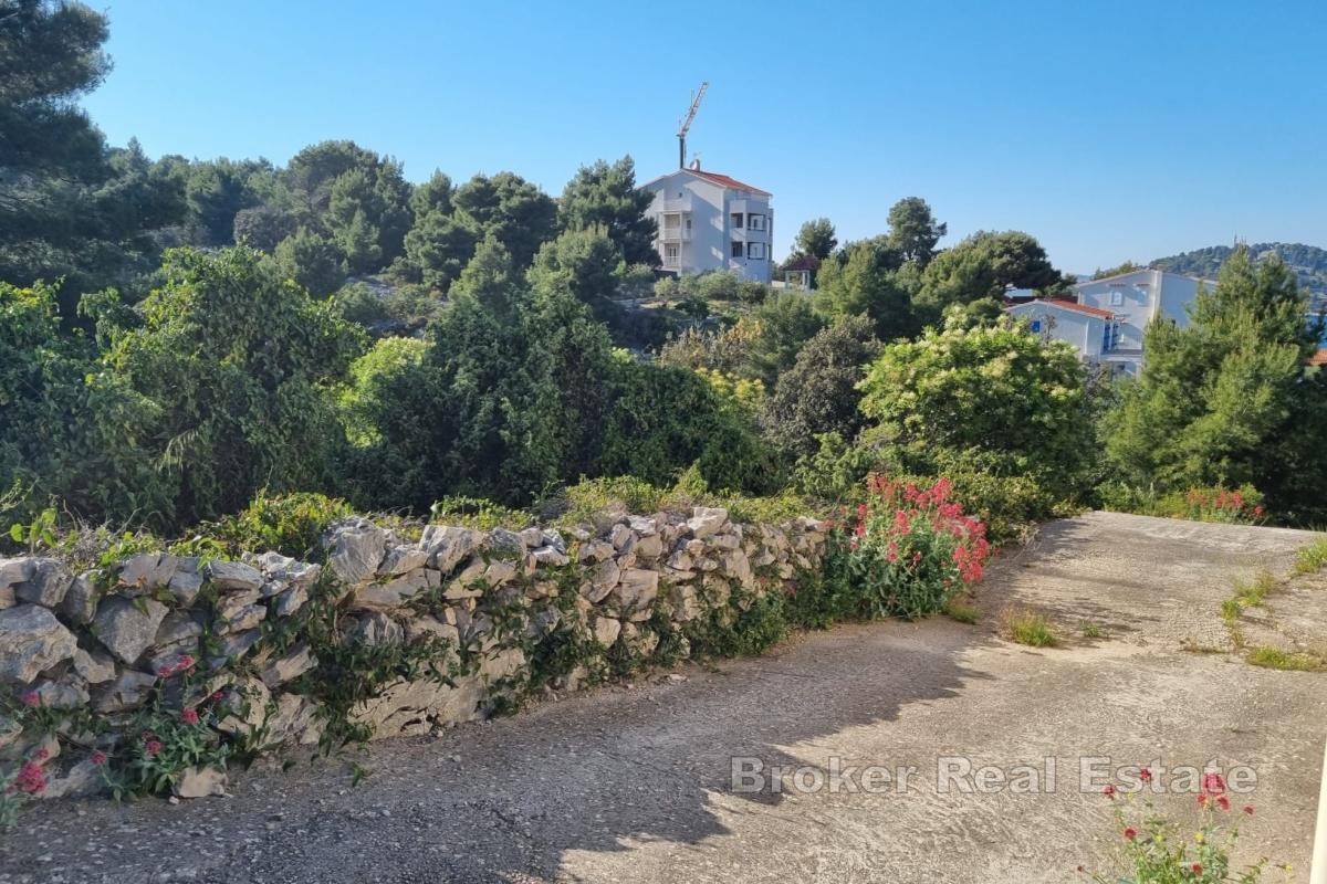Terreno edificabile in prima fila al mare