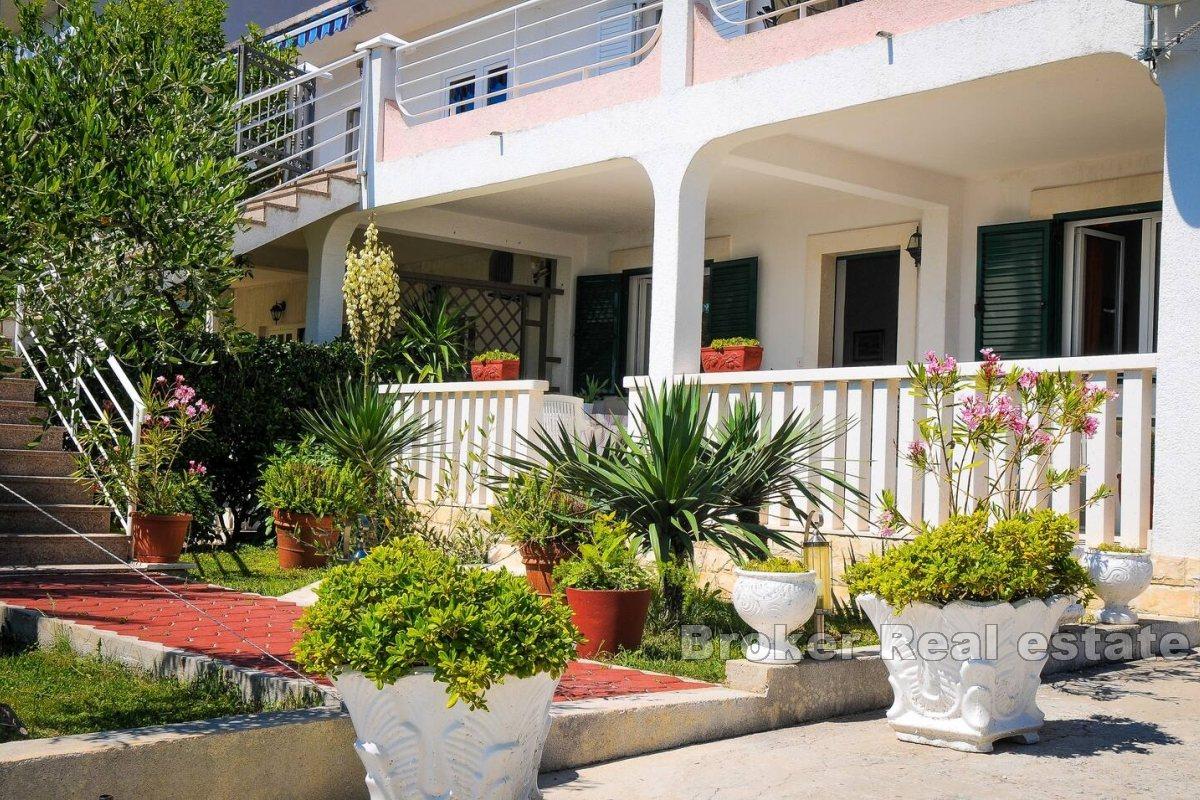 Krásny apartmán na prenájom v prvom rade pri mori