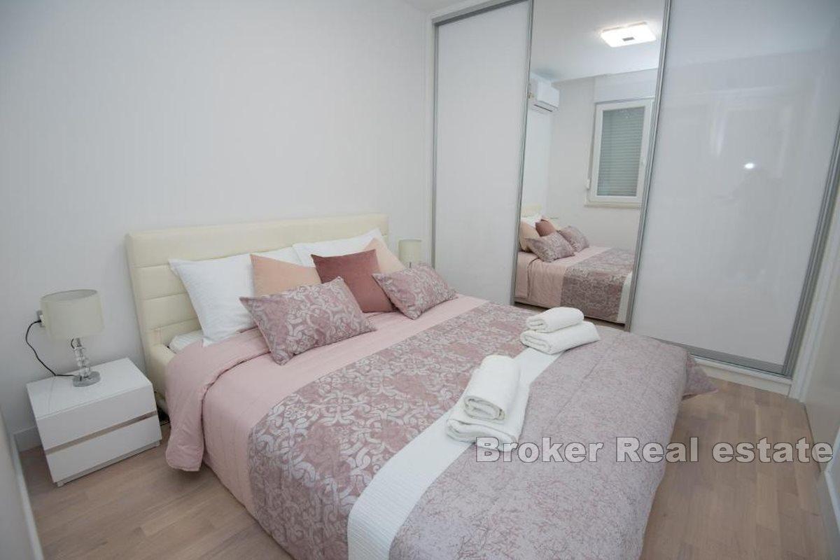 Atrakcyjny apartament z dwiema sypialniami w doskonałej lokalizacji