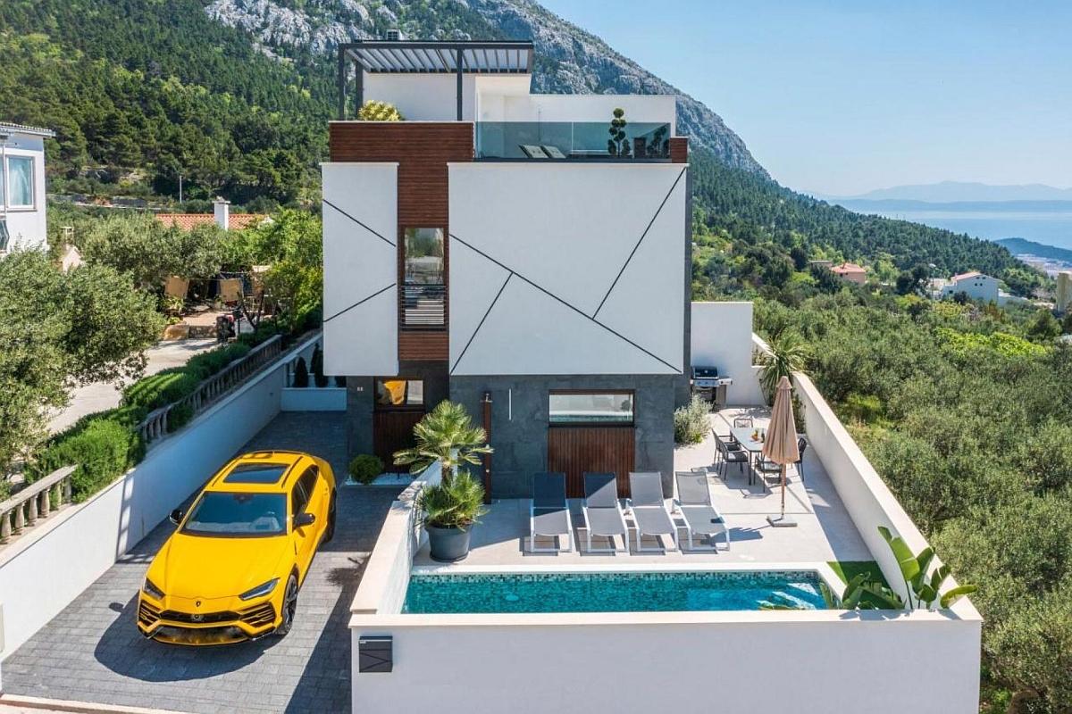 Wunderschöne Villa mit Blick auf die Mittelmeerküste
