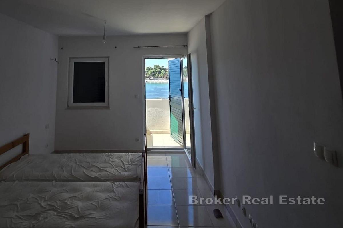 Atraktivní dům v první řadě k moři