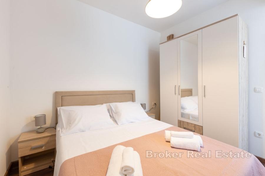 Splendido appartamento con piscina e vista mare