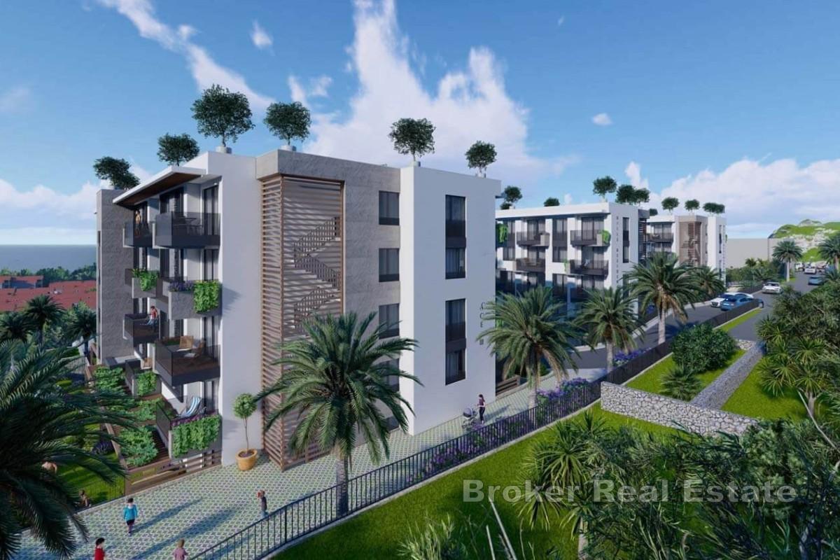 Nowoczesne apartamenty w nowym budynku z widokiem na wybrzeże Morza Śródziemnego