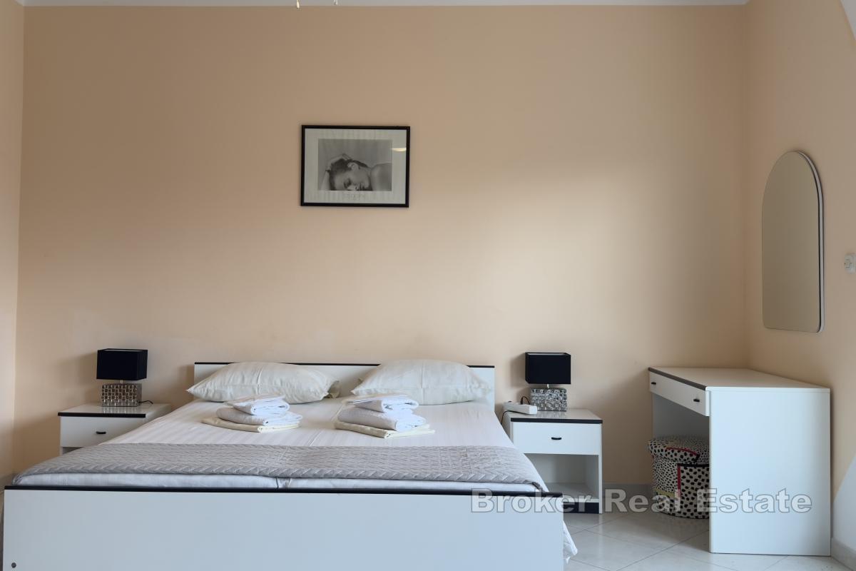 Grazioso condominio in prima fila sul mare