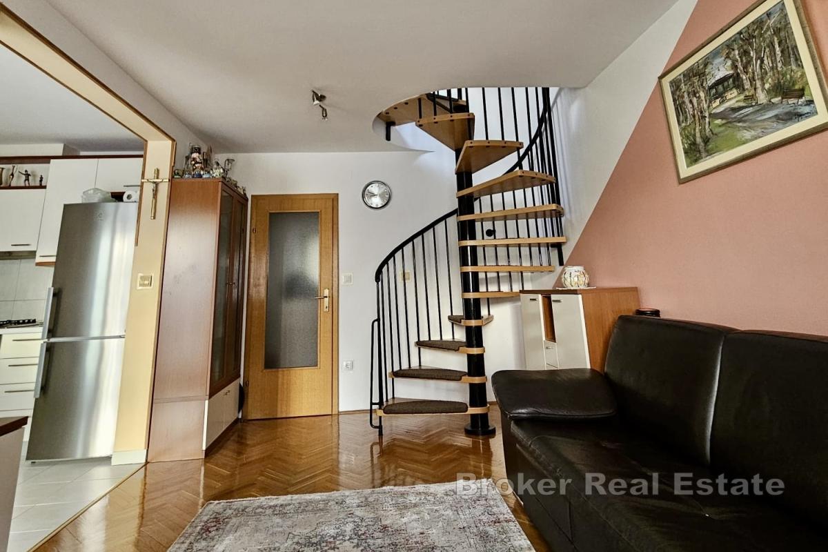 Appartement duplex dans un quartier dynamique