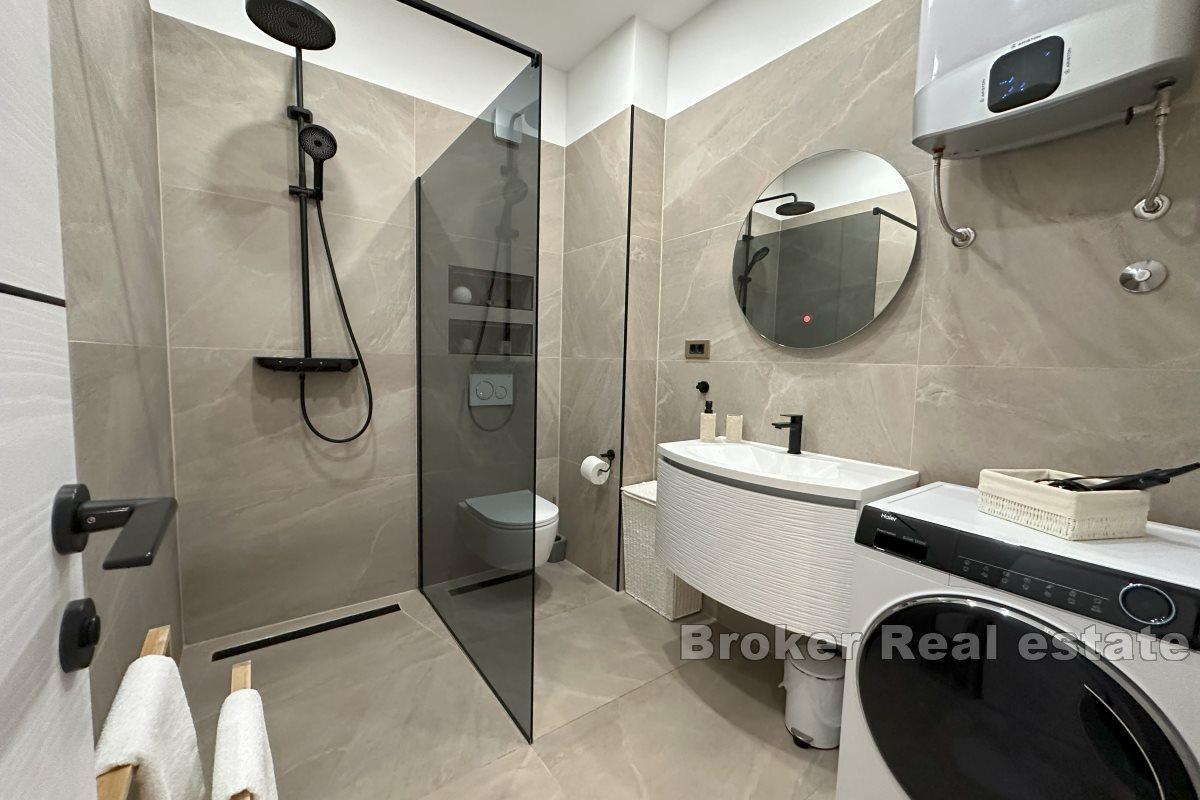 Potpuno namješten i opremljen stan