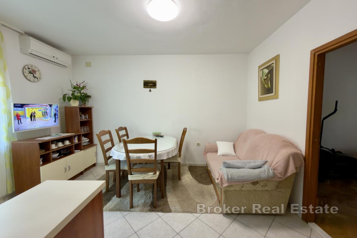 Funktionales Familienhaus mit Garten und Parkplatz