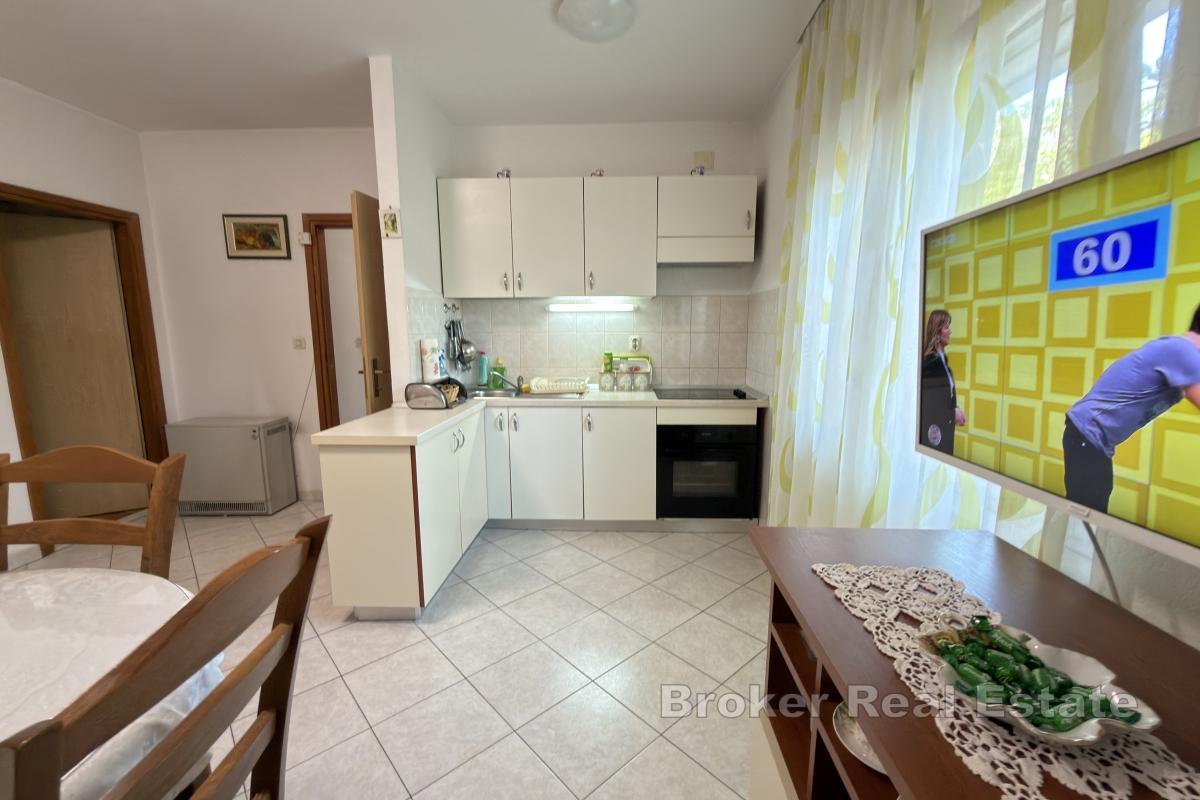 Funktionales Familienhaus mit Garten und Parkplatz