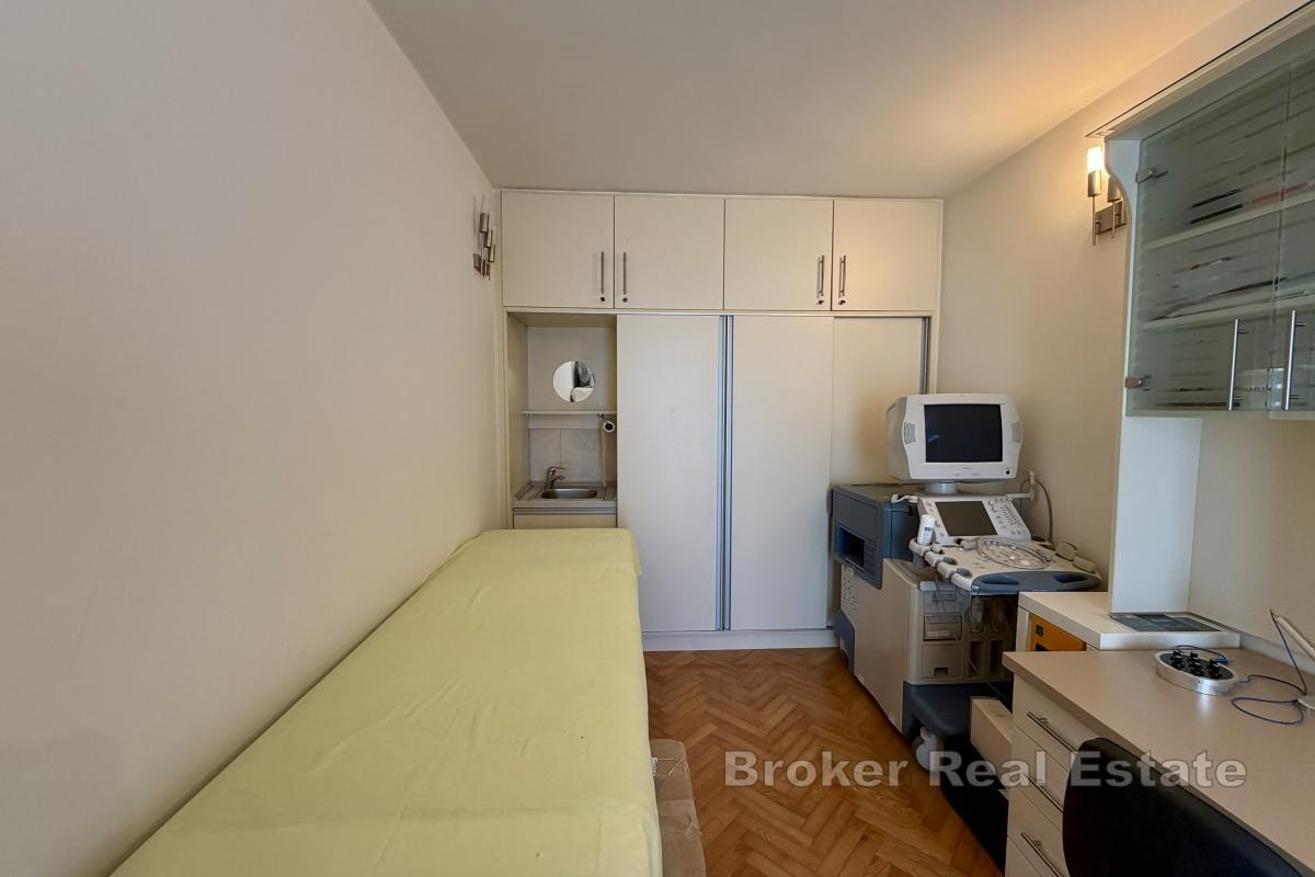 Attraktiv gelegene Gewerbewohnung