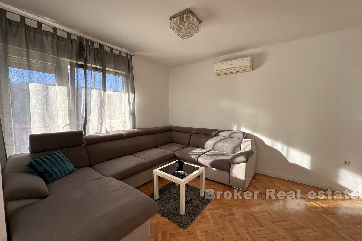 Two-bedroom apartment in a quiet location