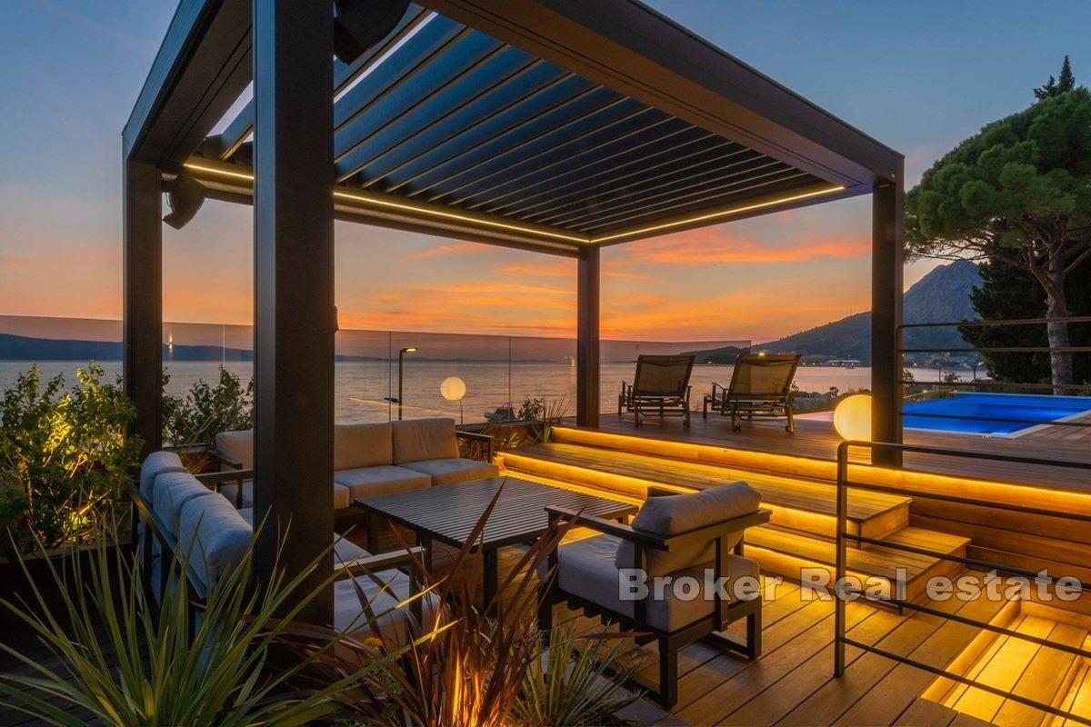 Appartement d'exception au premier rang de la mer