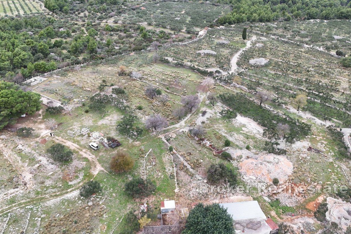 En ekstraordinær ranch eiendom med utsikt over havet og øyene