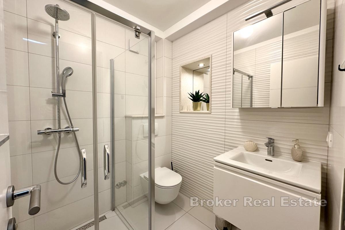 Steinhaus in Meeresnähe