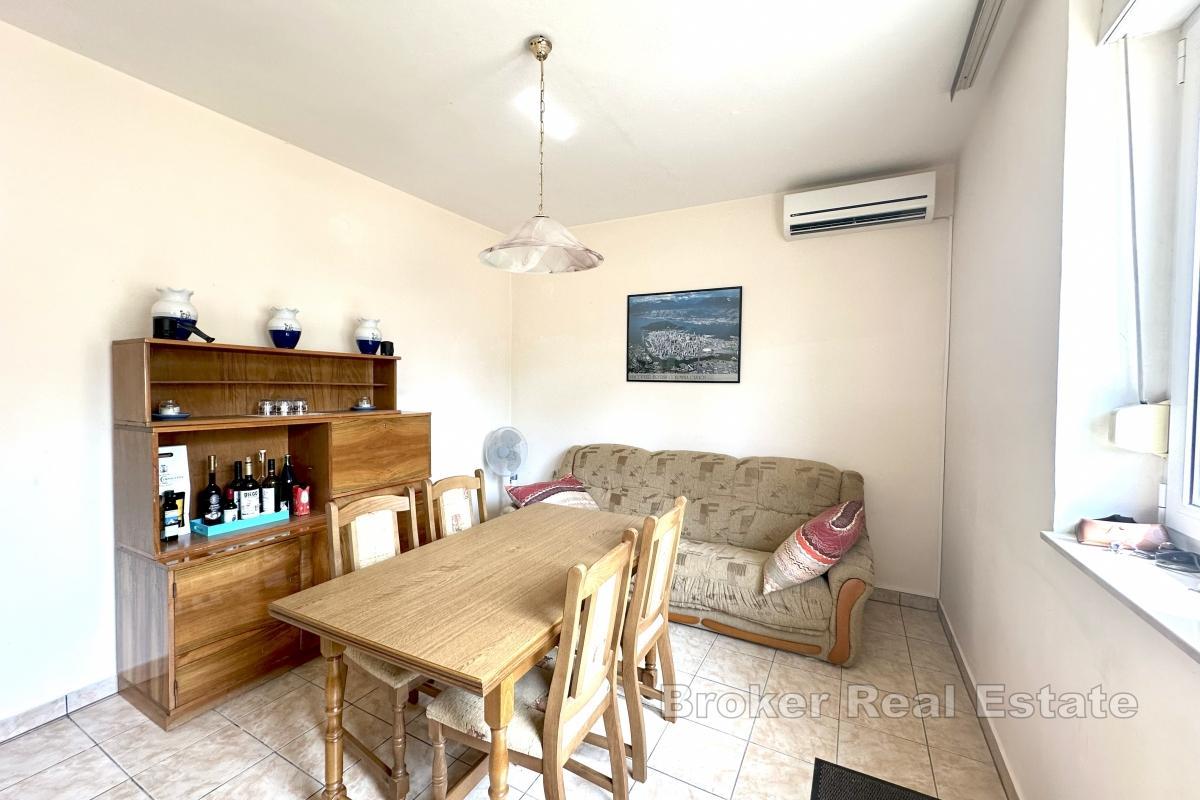 Dwupokojowe mieszkanie z przestronnym ogrodem