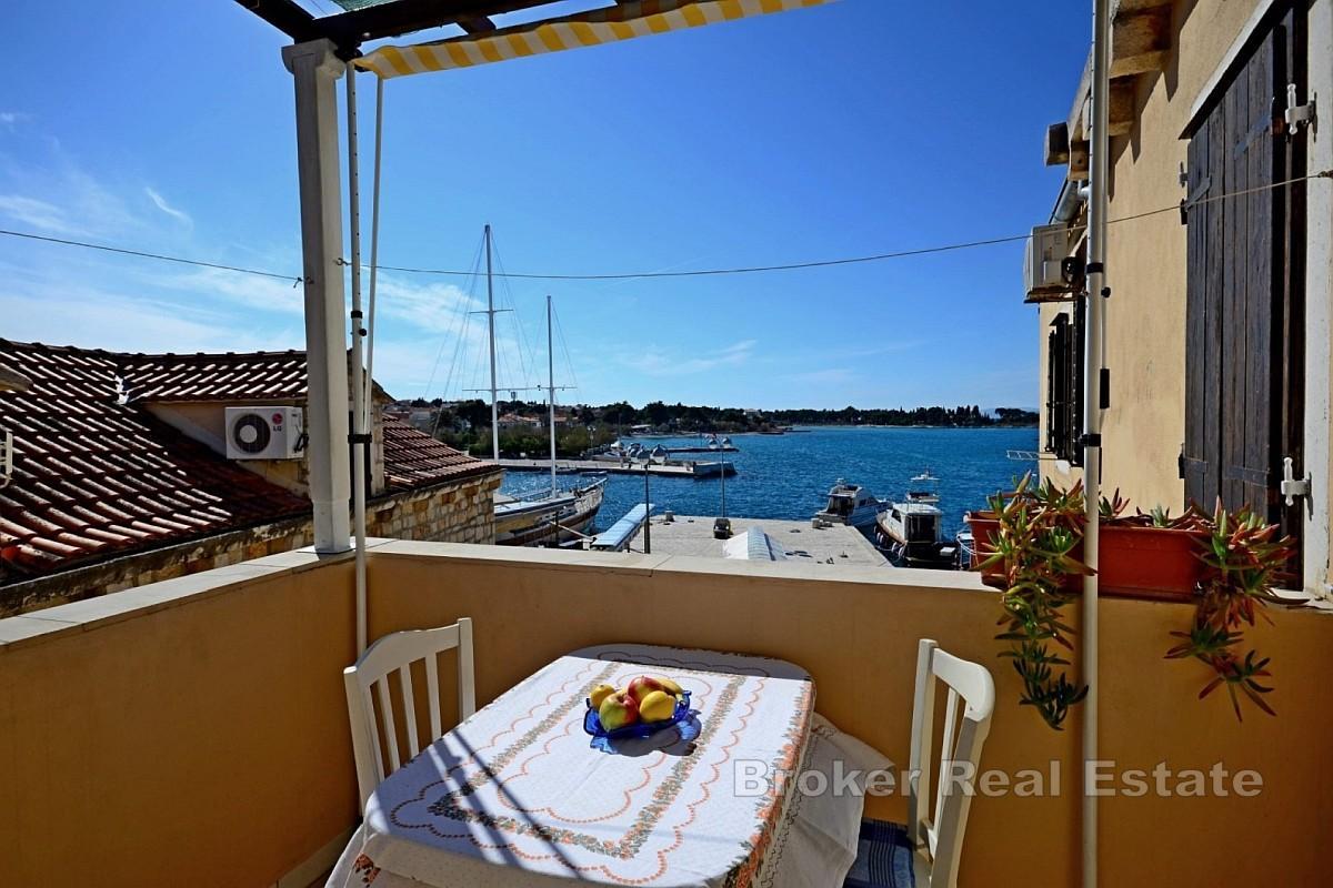 Appartamenti in prima fila sul mare