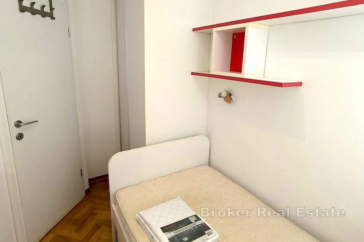 Dreizimmerwohnung mit Meerblick – Skalice