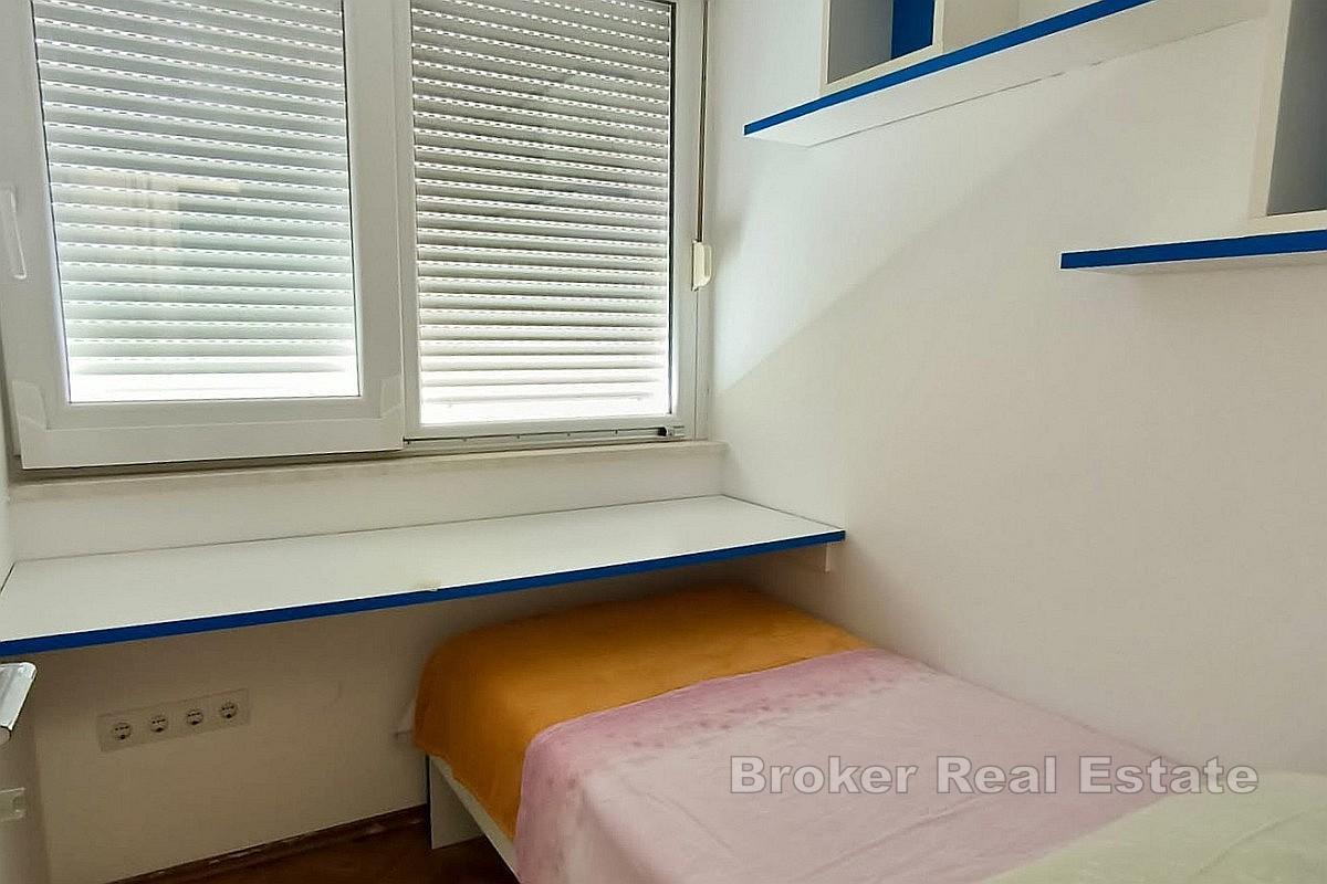 Dreizimmerwohnung mit Meerblick – Skalice