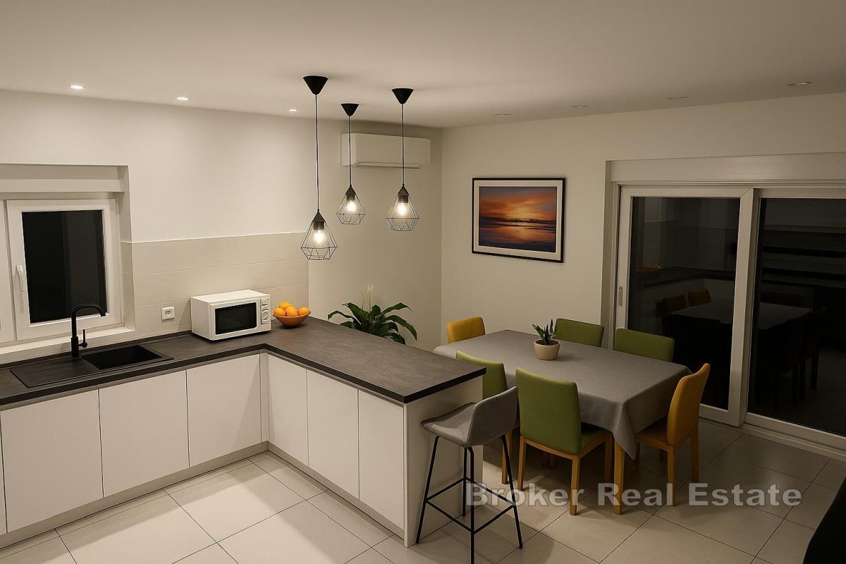 Novosagrađena kuća u Naklicama, nadomak Omiša