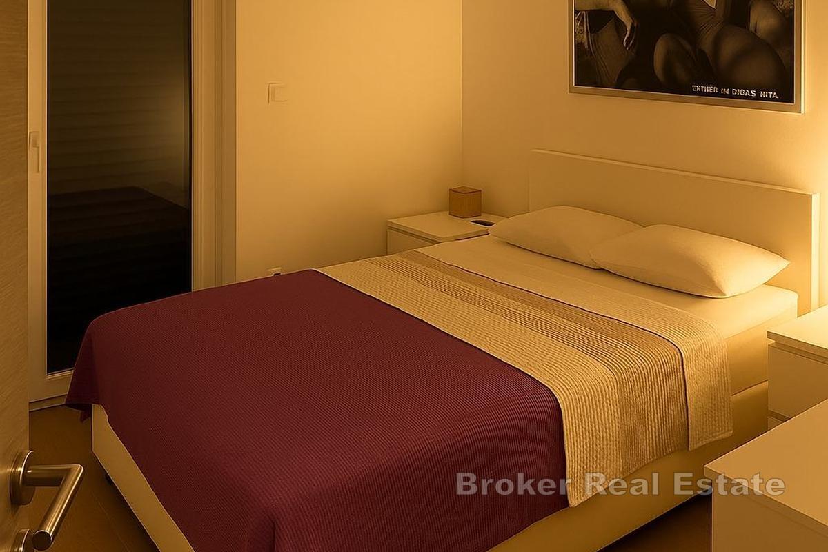 Novosagrađena kuća u Naklicama, nadomak Omiša