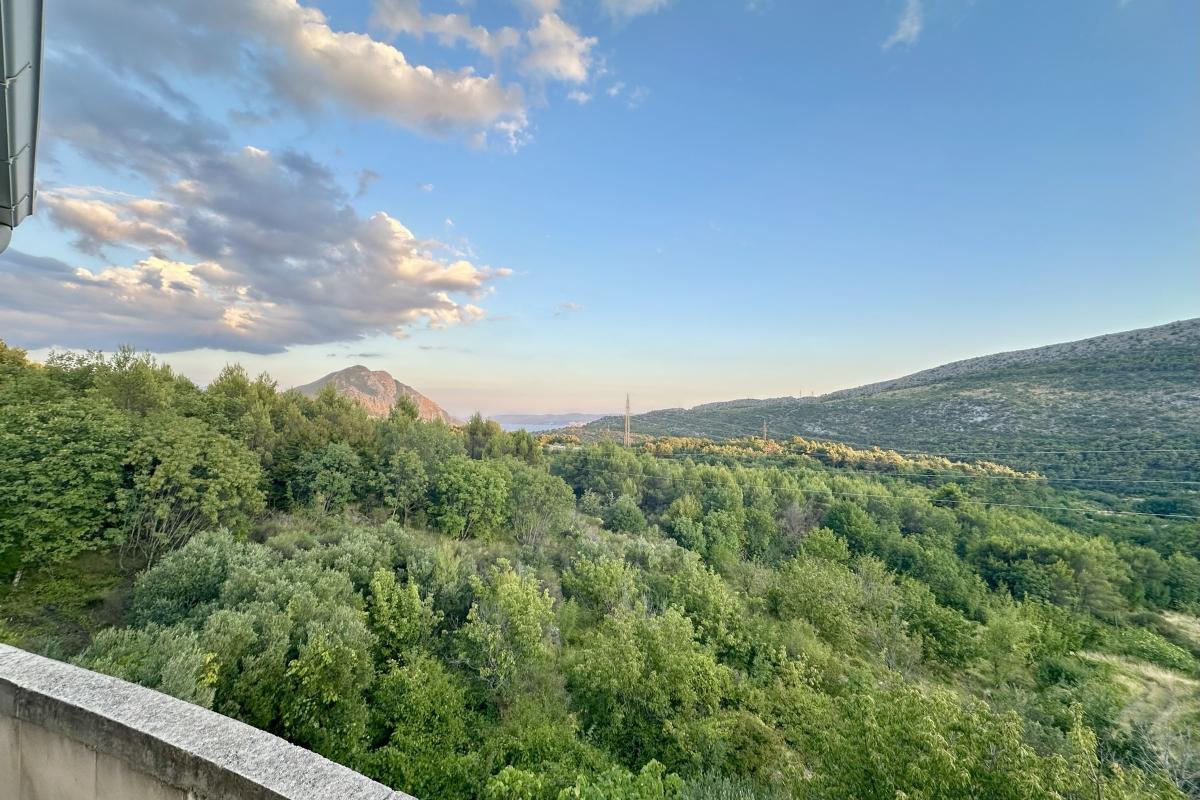 001-2049-55-Omis-Detacher-roh-bau-house-for-sale