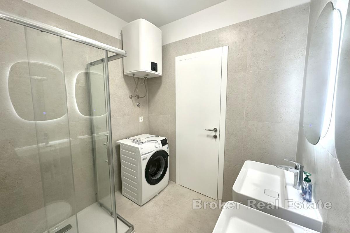 Svijetao i prostran trosoban stan na odličnoj lokaciji