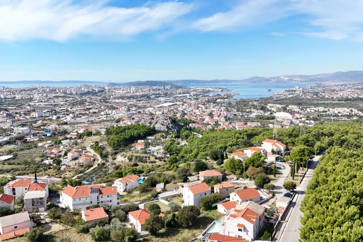 001-2049-74-Split-area-Building-land-in-a-peaceful-location-for-sale